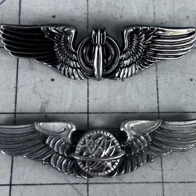 2 United Stated Airforce Bombardier Wings 