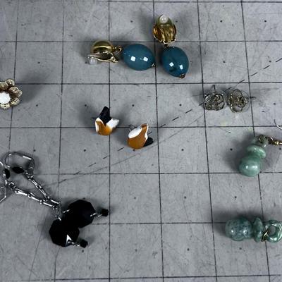 Group of Smaller Earrings 
