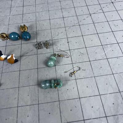 Group of Smaller Earrings 