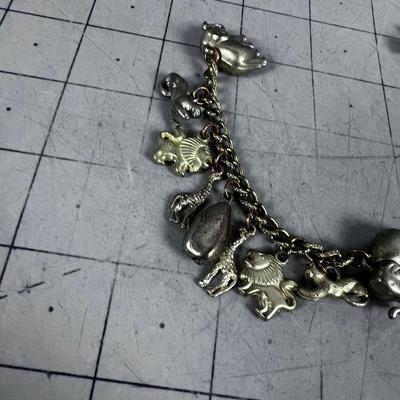 GOLDY Charm Bracelet that needs to be UPCYCLED