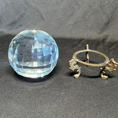 Silverstri Crystal ball