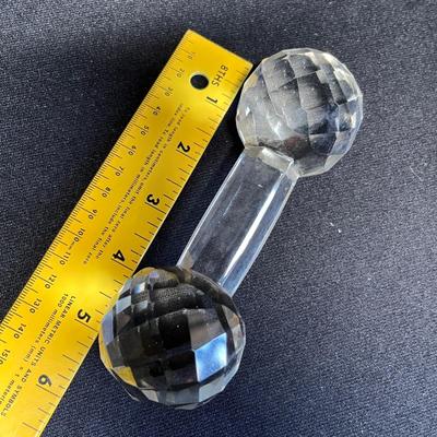 Crystal knife rest