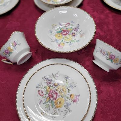 Breath O'Spring 22K Gold British Empire Ware
