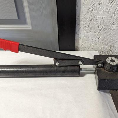 Adjustable Carpet Stretcher