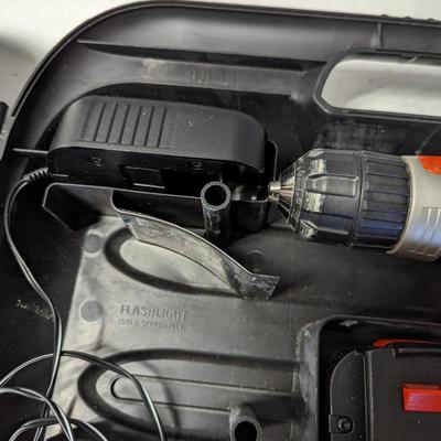 Black & Decker Drill With Batteries