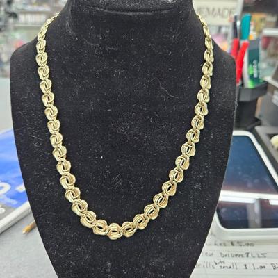 Beautiful handmade 14kt gold necklace