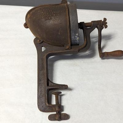 Universal Vegetable Slicer