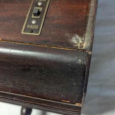Spartan Radio/Record Player