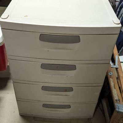 4 Drawer Sterilite Cabinet