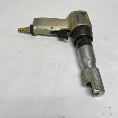 Black and Decker Pneumatic Air Hammer Tool