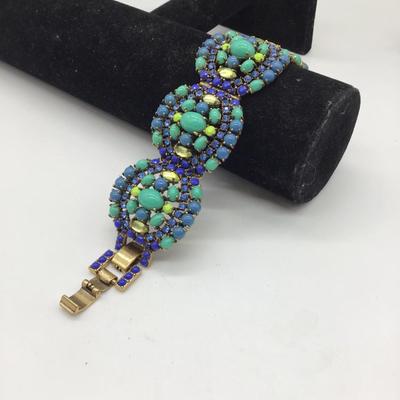 Beaded multicolored bracelet