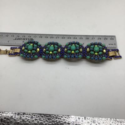 Beaded multicolored bracelet