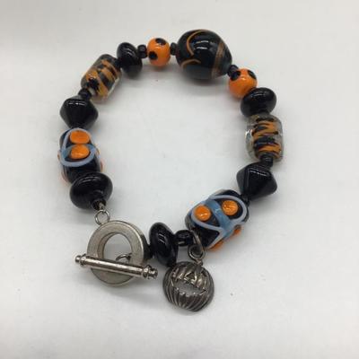 Halloween black and orange beaded bracelet