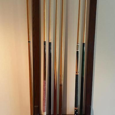 Pool Cues & Pool Table Accessories (BPR-MG)