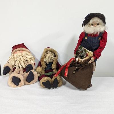 Hand Crafted Santa Figures Made In North Carolina