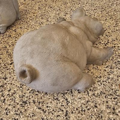 Brood of Charming Pig Planters & Yard Decor (G-JS)