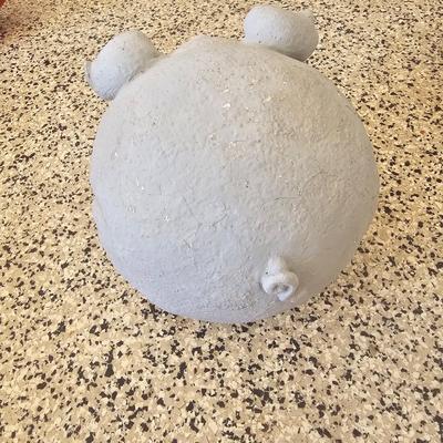 Brood of Charming Pig Planters & Yard Decor (G-JS)