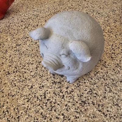 Brood of Charming Pig Planters & Yard Decor (G-JS)