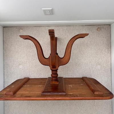 Solid Wood Accent Table (UB3-DZ)