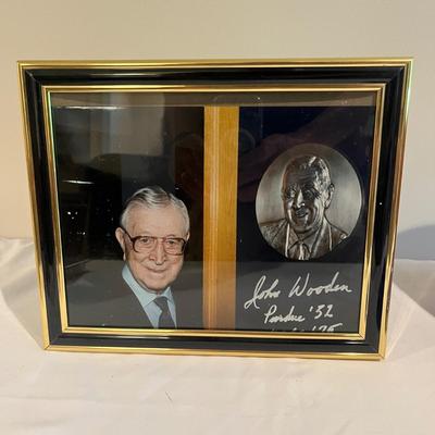 John Wooden Signed Photo & Book & More (BPR-MG)