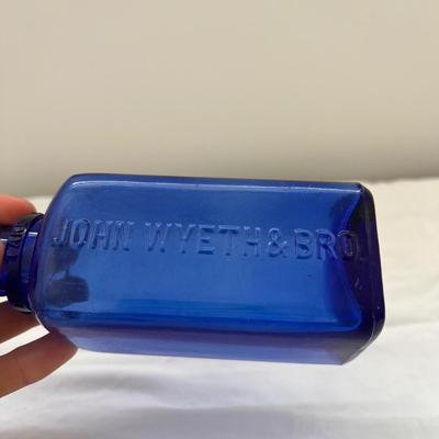 Collection of Blue Glass Bottles (UB3-DZ)