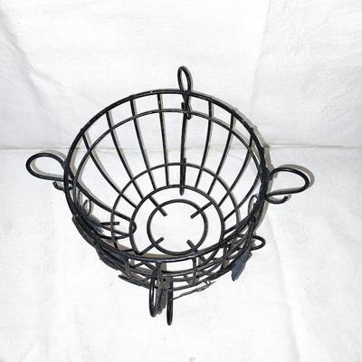 METAL BASKET AND CANDLE HOLDER