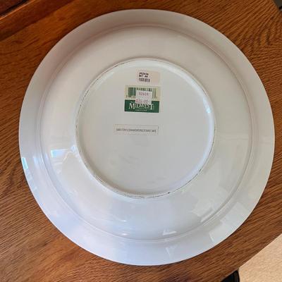 Pitcher & Basin w/ Hand-Stitched Towels (UB3-DZ)