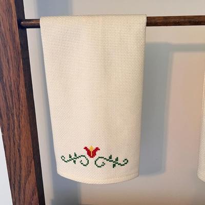 Pitcher & Basin w/ Hand-Stitched Towels (UB3-DZ)