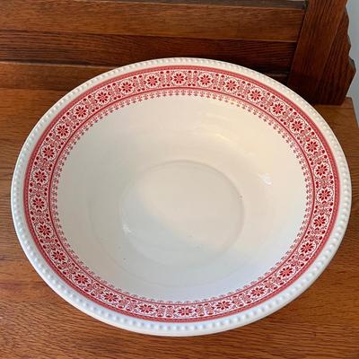 Pitcher & Basin w/ Hand-Stitched Towels (UB3-DZ)