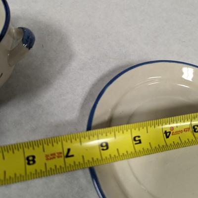 16 Pieces Chi Jiang Hand Painted Stoneware Bowls & Saucers