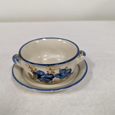 16 Pieces Chi Jiang Hand Painted Stoneware Bowls & Saucers