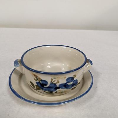 16 Pieces Chi Jiang Hand Painted Stoneware Bowls & Saucers