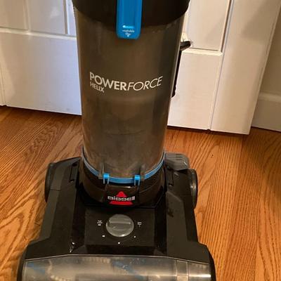 Bissell Power Force Helix Vaccuum