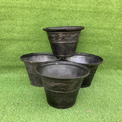 126 Set of Four Plastic Black Round Planters