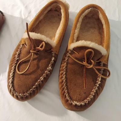 Size 12/13 Slippers by North Face, L.L. Bean and more (B1-BBL)