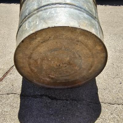 Assortment of Galvanized Tubs & Buckets (G-JS)