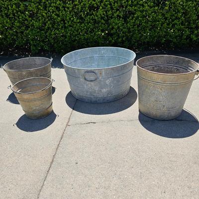 Assortment of Galvanized Tubs & Buckets (G-JS)