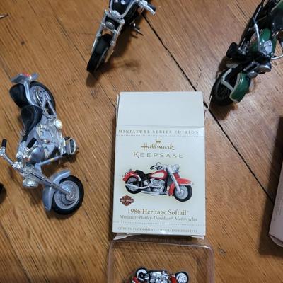 Lot of hallmark and other Harley Davidson minutures replica collectors items