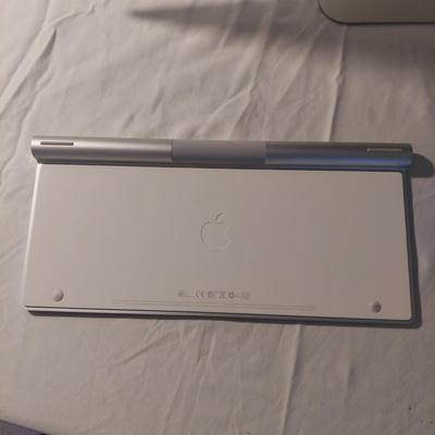 MacBook, Monitor and more (B2-BBL)