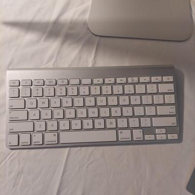 MacBook, Monitor and more (B2-BBL)