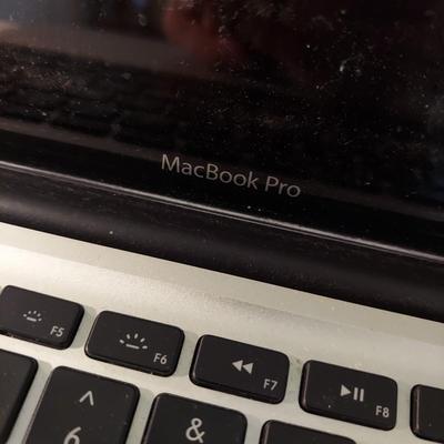 MacBook, Monitor and more (B2-BBL)