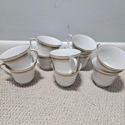 Noritake Doral Maroon China Set (B1-DW)