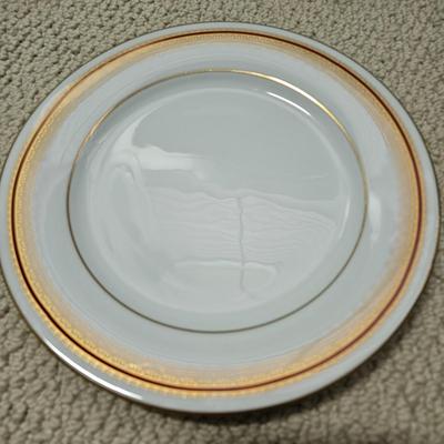 Noritake Doral Maroon China Set (B1-DW)