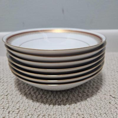 Noritake Doral Maroon China Set (B1-DW)