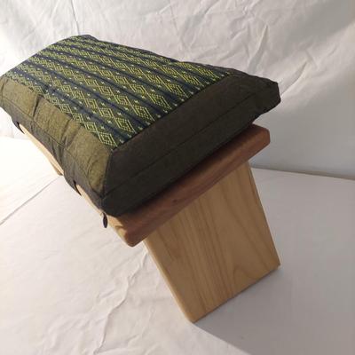 Meditation Stools and Strongtek Slant Board (B1-BBL)