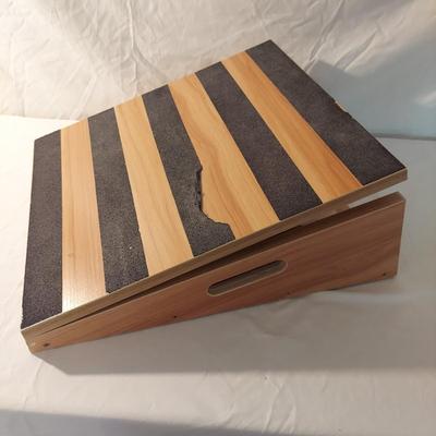 Meditation Stools and Strongtek Slant Board (B1-BBL)