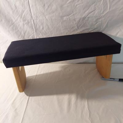 Meditation Stools and Strongtek Slant Board (B1-BBL)