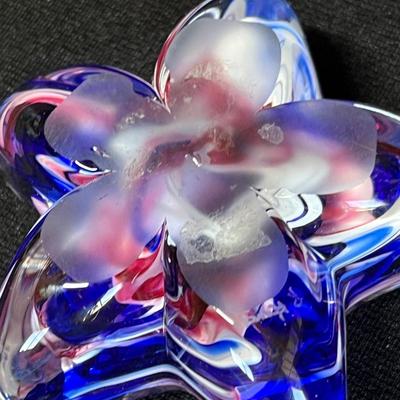 Star paperweight