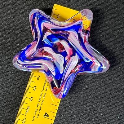 Star paperweight
