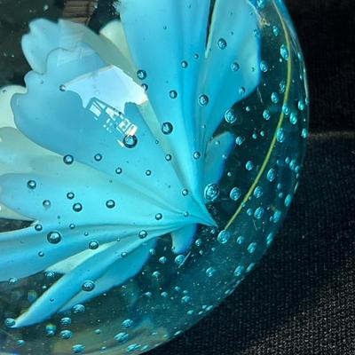 Gorgeous paperweight